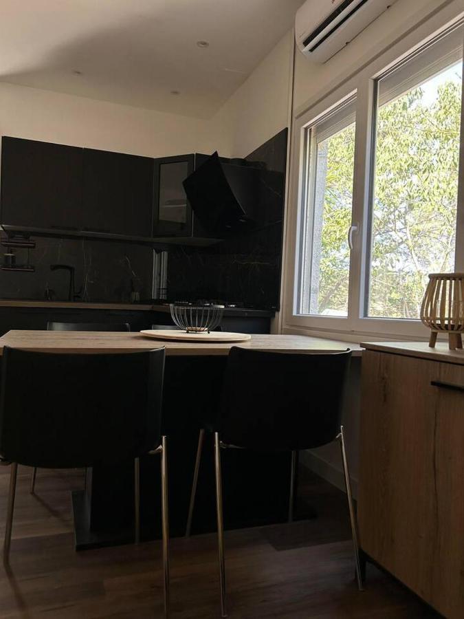 Appartement Jacuzzi Ναρμπόν Εξωτερικό φωτογραφία