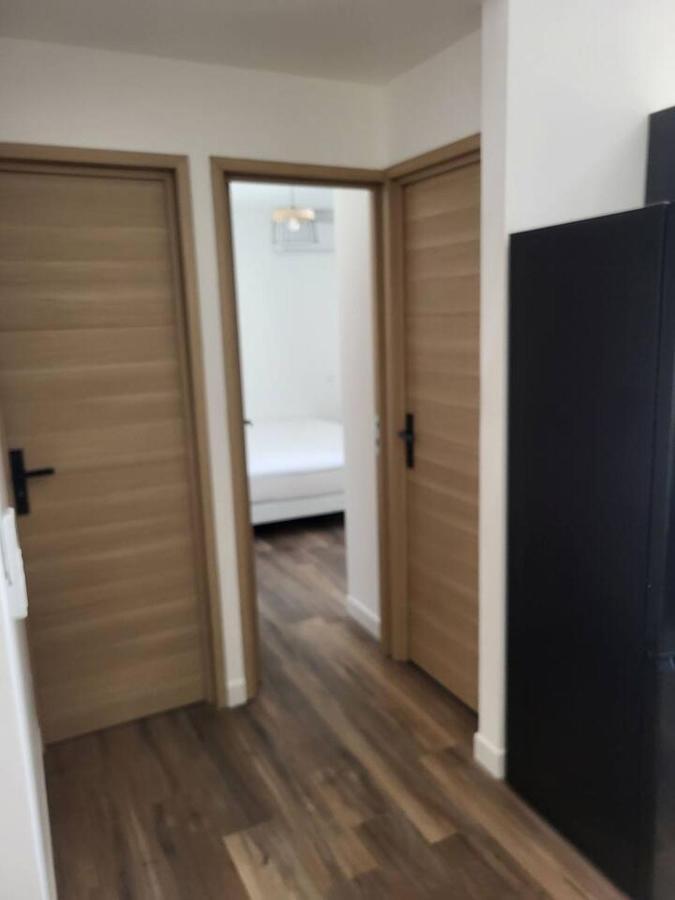 Appartement Jacuzzi Ναρμπόν Εξωτερικό φωτογραφία
